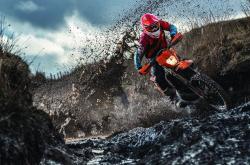 开云体育登录-铁骑与星河，恩佐的跨洲炮弹与阿森纳的澳洲突围记