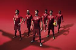 开云体育官网-西亚卡姆末节三分绝杀！北京首钢94-92骑士，夺篮球跨界战冠军