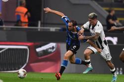 开云体育平台APP-乌迪内斯继续领跑，荣膺三连胜高居榜首