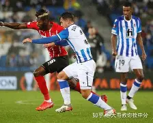 瑞士狙击手希夫毫无悬念进球，助勒沃库森领先