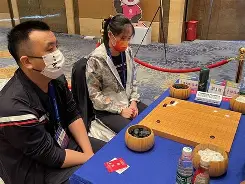 小组榜首一哥披革新冠超巴萨
