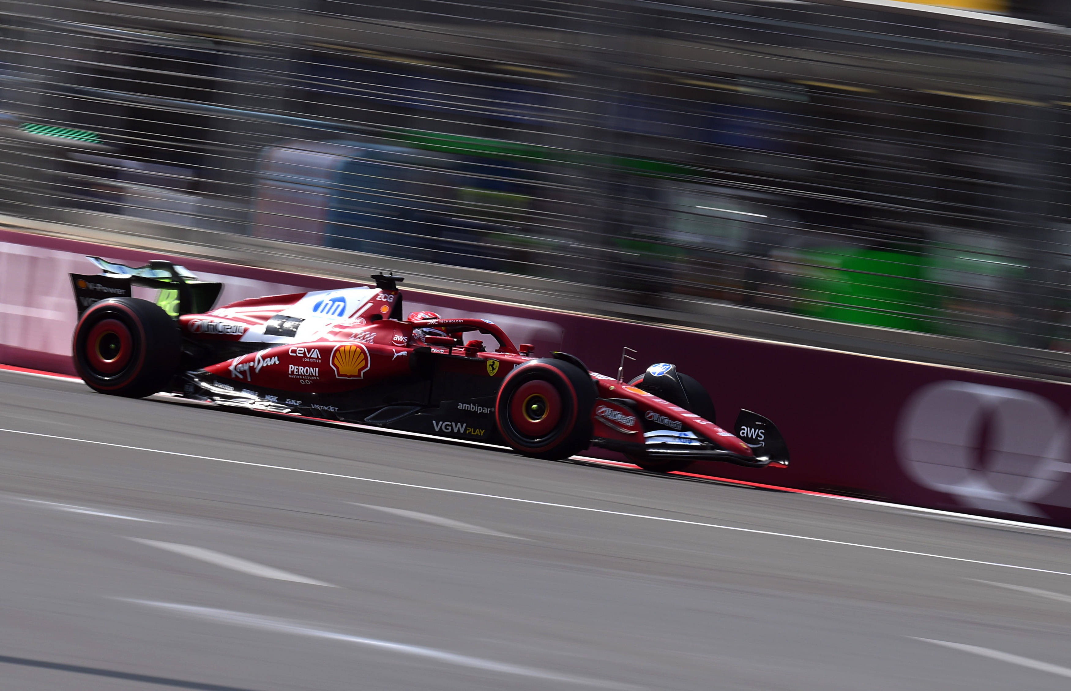 梅赛德斯逆转法拉利,皮亚斯特里带队取胜 梅赛德斯逆转法拉利,皮亚斯特里带队取胜