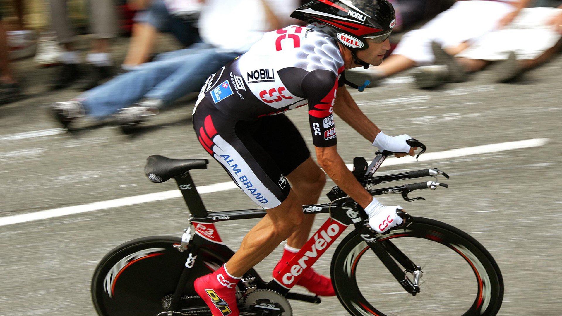 太阳陨落丹佛高原,约基奇慢三步绝杀定乾坤